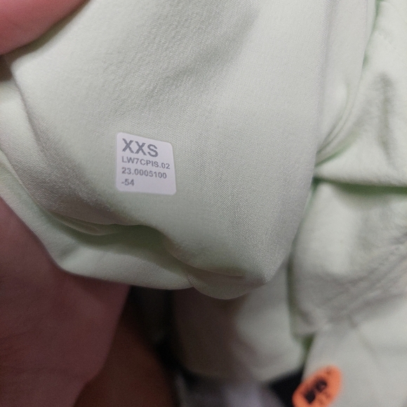 Lululemon Stretch Woven Relaxed Fit Shorts - Picture 6 of 6